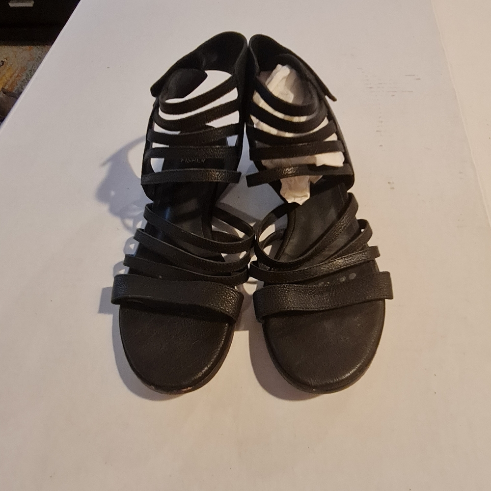 Ellen Ficher  black  leather sandals size 8